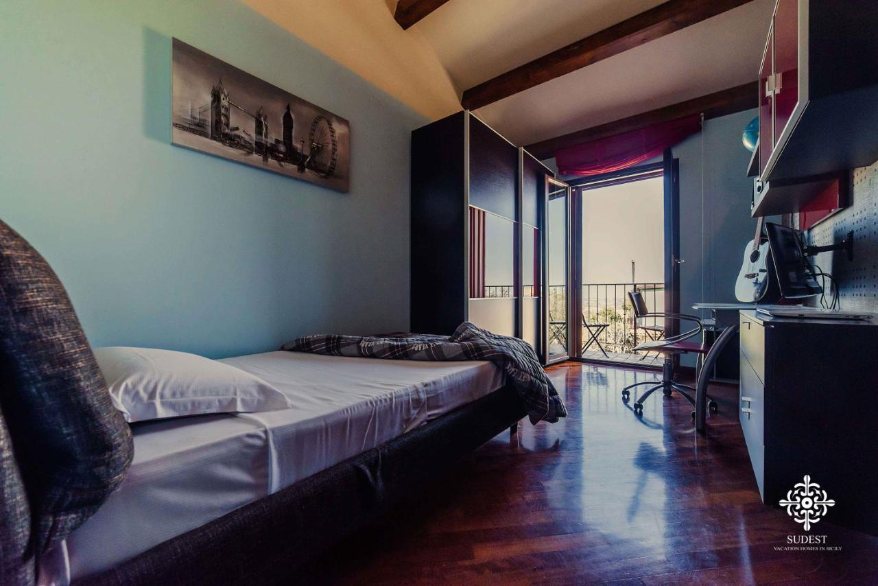 Villa Clara Country Retreat Solarino Eksteriør billede